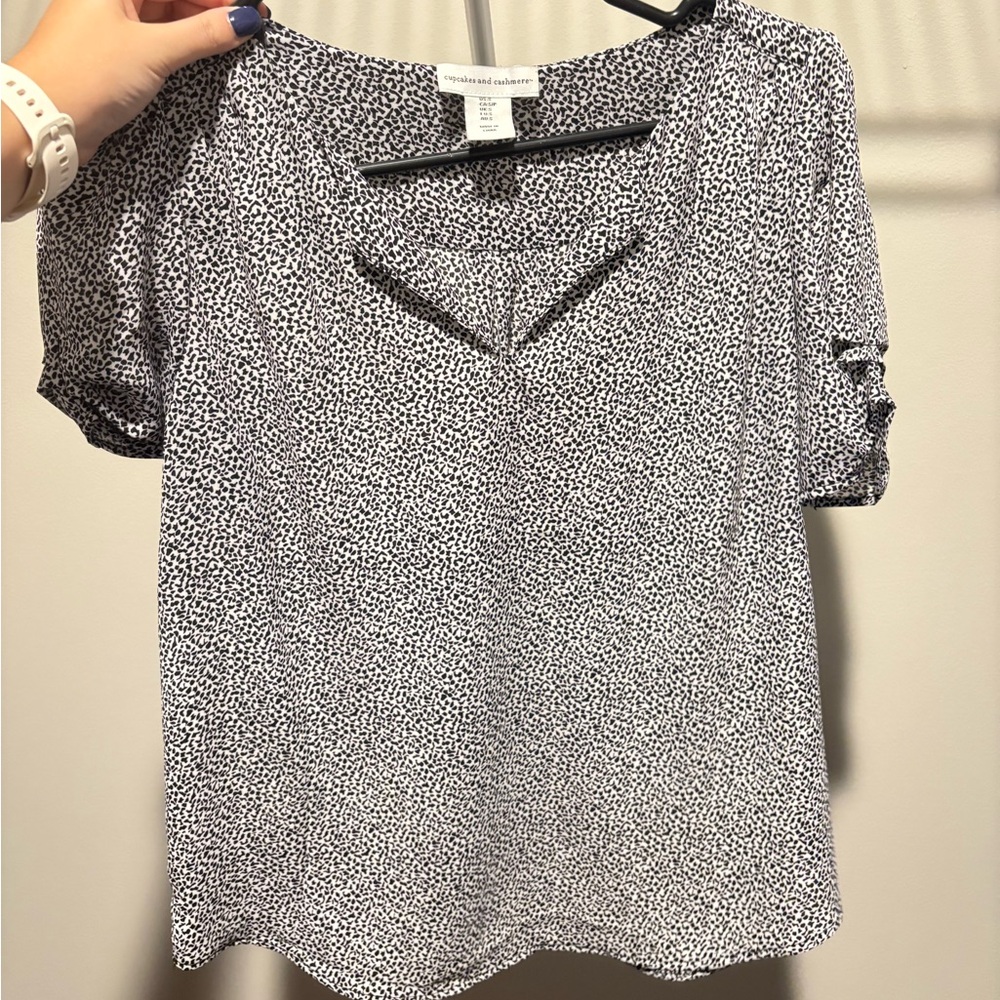 Cupcakes & Cashmere Monochrome Animal Print Skirt